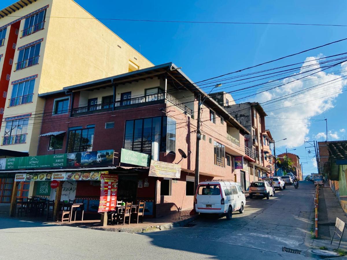Hotel La Avenida Guatapé Exterior foto